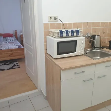 Fonix Panzio 3* Эгер