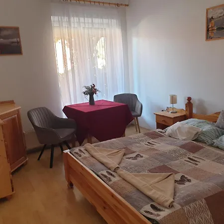 Fonix Panzio 3* Эгер